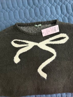 wild fable black Crewneck Sweater with White Bow Graphic